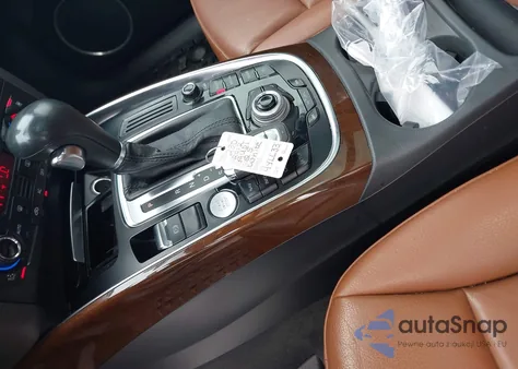 2012 Audi Q5 2.0T Premium z USA, uszkodzony, nr VIN WA1LFAFP0CA139057